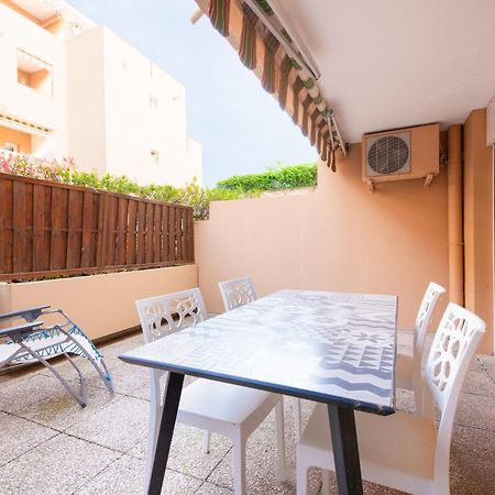 Le Victoria, Centre Ville , Plage Et Parking Gratuit Σαιντ-Μαξίμ Εξωτερικό φωτογραφία